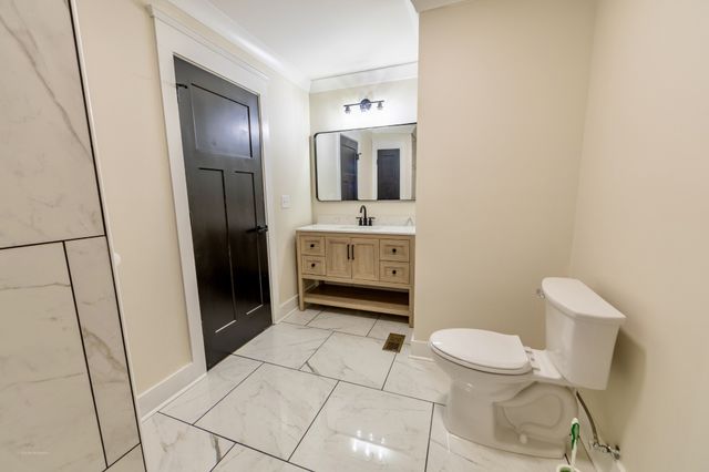 1877 Airport Lake Rd, Mcminnville, TN 37110