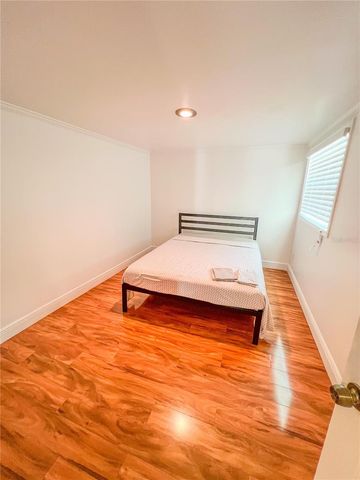 33 N HAMPTON AVENUE, Orlando, FL 32803