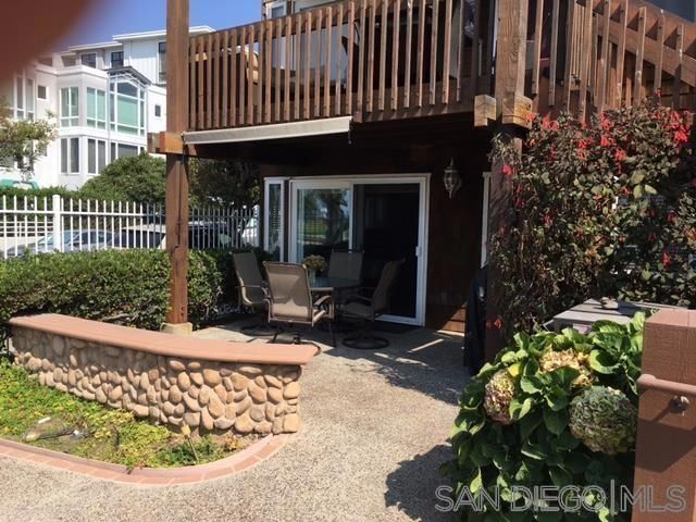 8153 Camino Del Oro, La Jolla, CA 92037