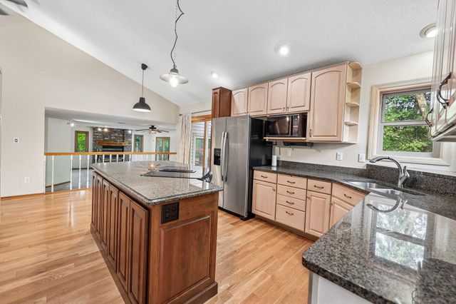 597 Viking Drive E, Little Canada, MN 55117
