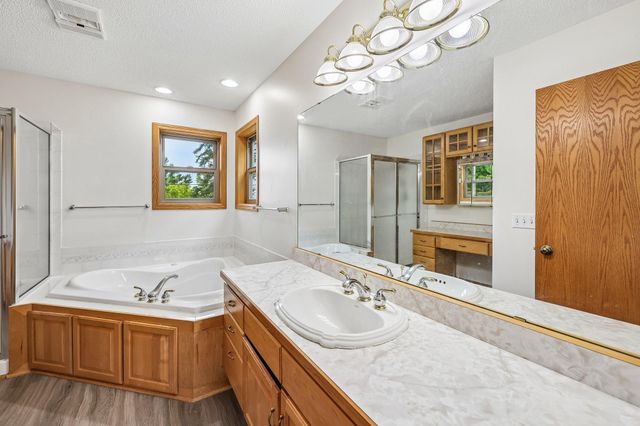597 Viking Drive E, Little Canada, MN 55117