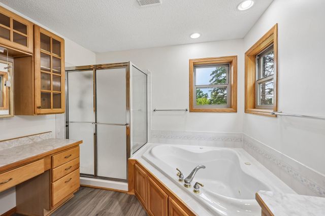 597 Viking Drive E, Little Canada, MN 55117