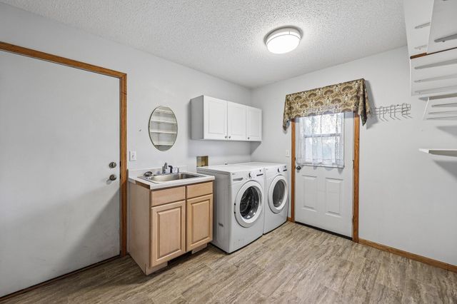 597 Viking Drive E, Little Canada, MN 55117