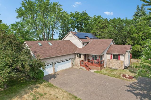 597 Viking Drive E, Little Canada, MN 55117