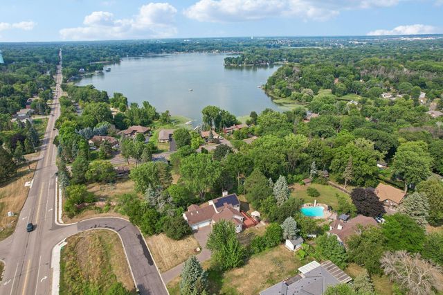 597 Viking Drive E, Little Canada, MN 55117