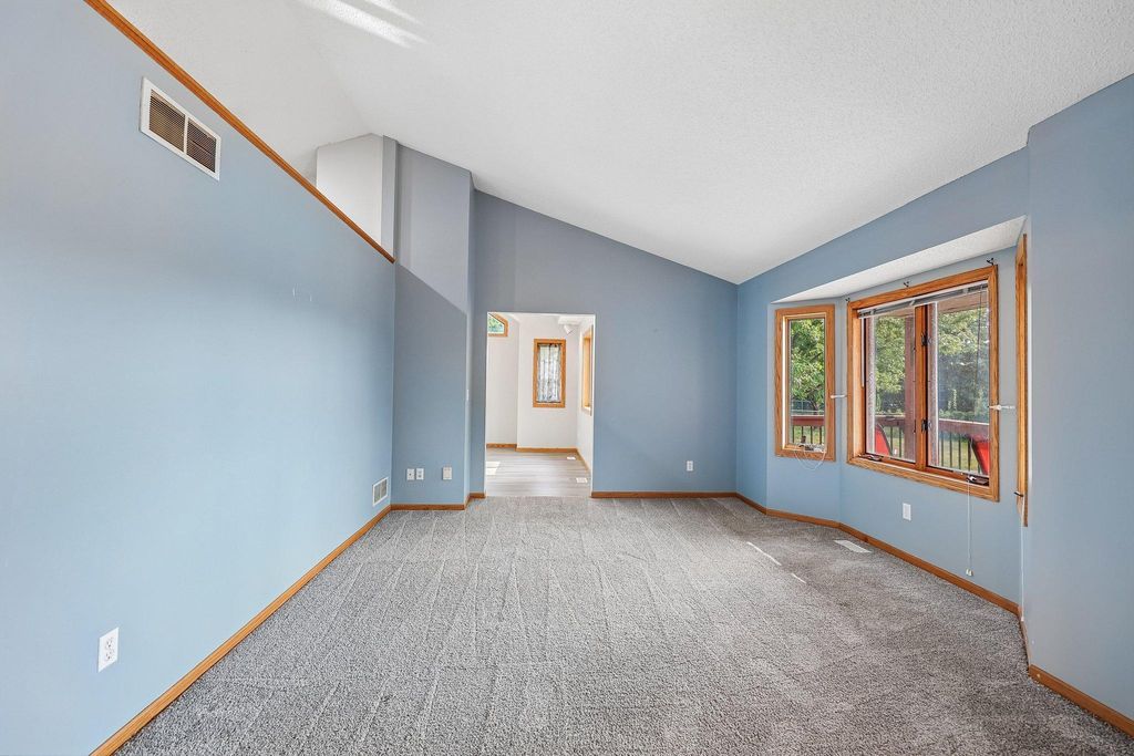 597 Viking Drive E, Little Canada, MN 55117 — photo 5