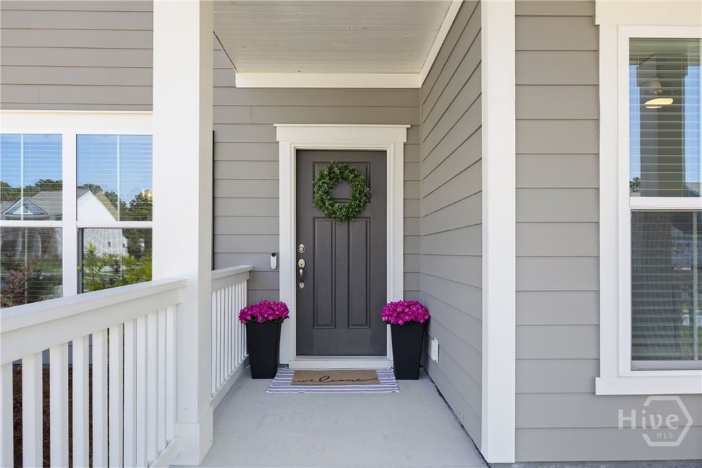 Image 10 of property listing at 268 Heron Creek Drive, Richmond Hill, GA 31324