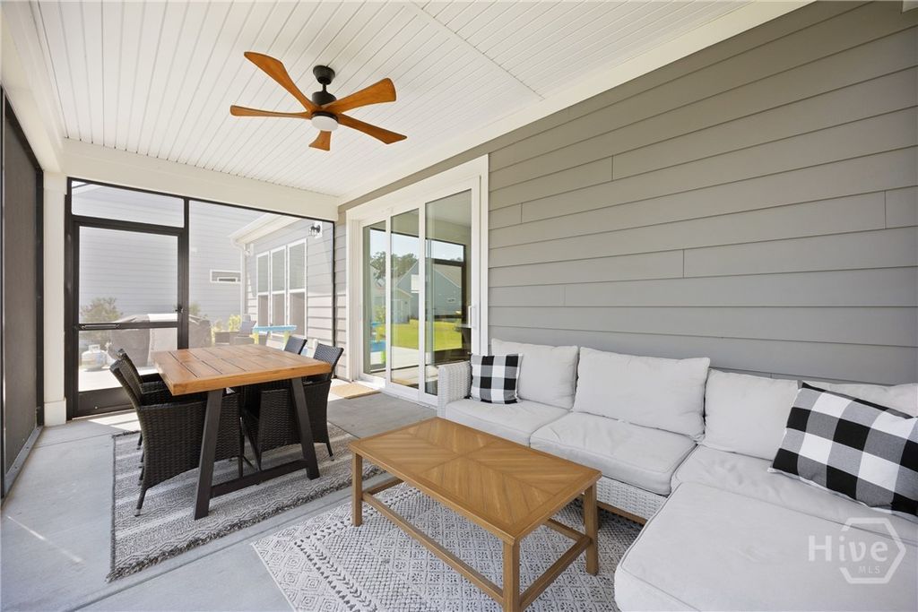 Image 56 of property listing at 268 Heron Creek Drive, Richmond Hill, GA 31324