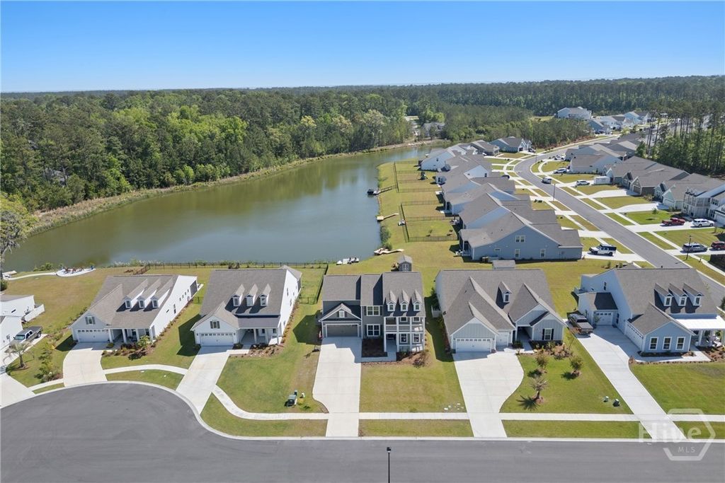 Image 64 of property listing at 268 Heron Creek Drive, Richmond Hill, GA 31324