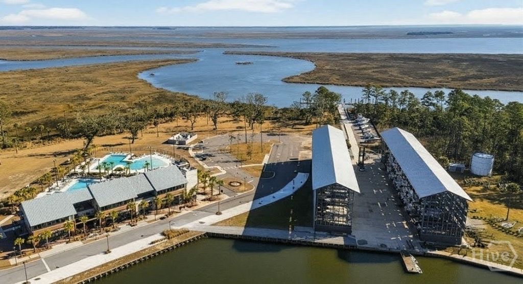 Image 69 of property listing at 268 Heron Creek Drive, Richmond Hill, GA 31324