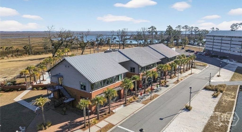 Image 70 of property listing at 268 Heron Creek Drive, Richmond Hill, GA 31324