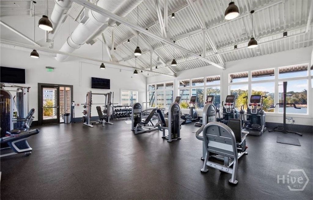 Image 74 of property listing at 268 Heron Creek Drive, Richmond Hill, GA 31324