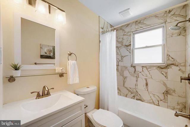 327 WYE RD, Baltimore, MD 21221