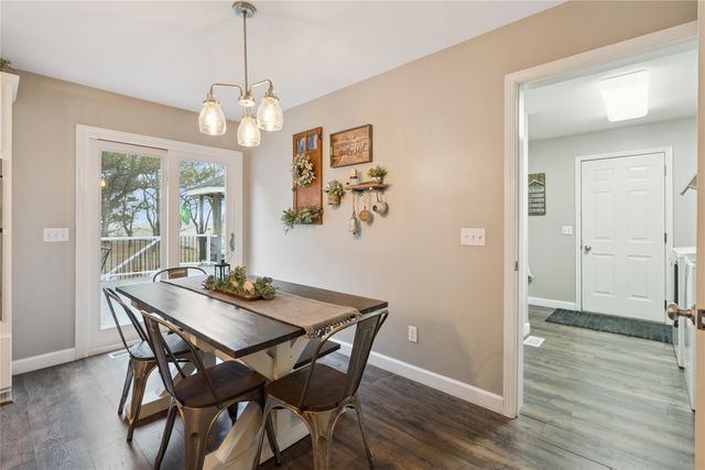 708 S Veverka Drive, Prairie City, IA 50228