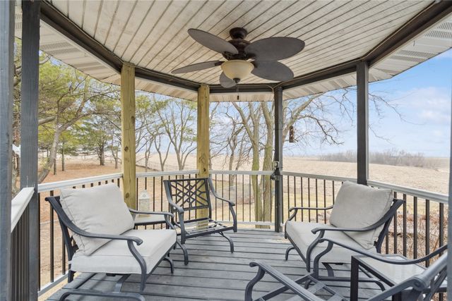 708 S Veverka Drive, Prairie City, IA 50228