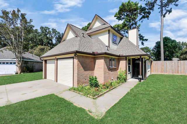 343 Brompton Court, Highlands, TX 77562