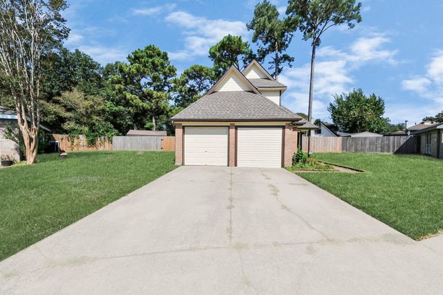 343 Brompton Court, Highlands, TX 77562