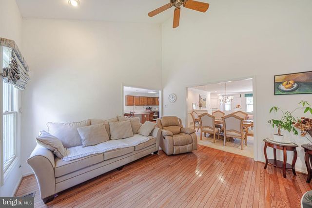 182 PINECREST LN, Lansdale, PA 19446