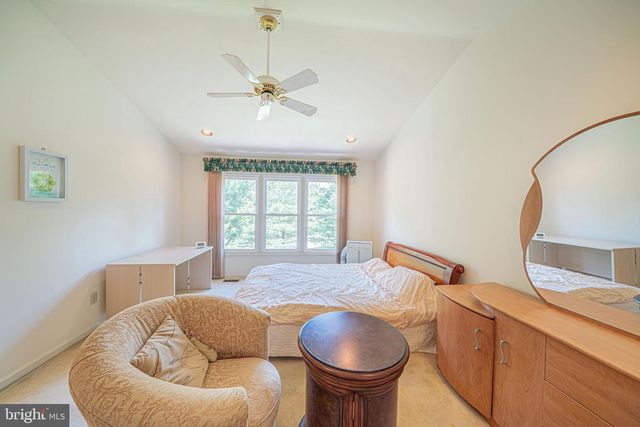 182 PINECREST LN, Lansdale, PA 19446