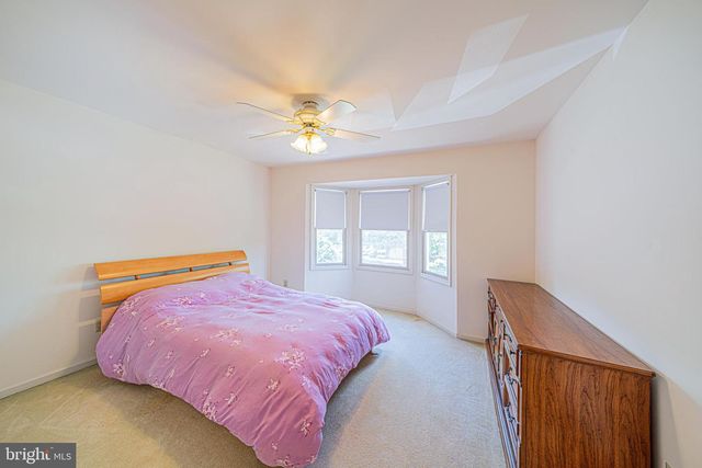 182 PINECREST LN, Lansdale, PA 19446