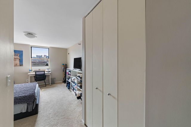 401 S 1st Street 708, Minneapolis, MN 55401