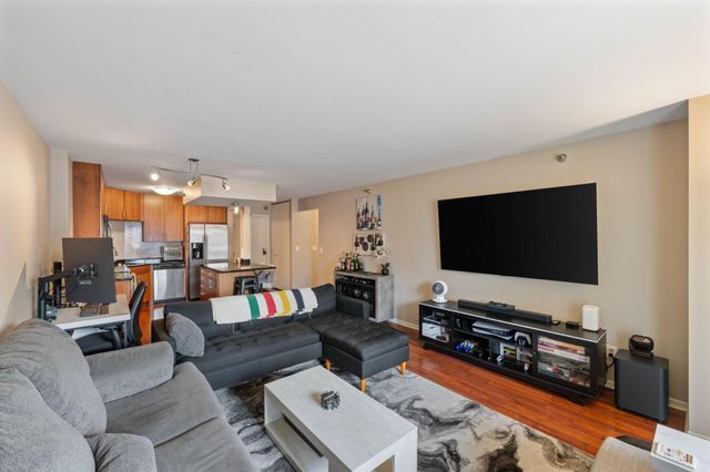 401 S 1st Street 708, Minneapolis, MN 55401
