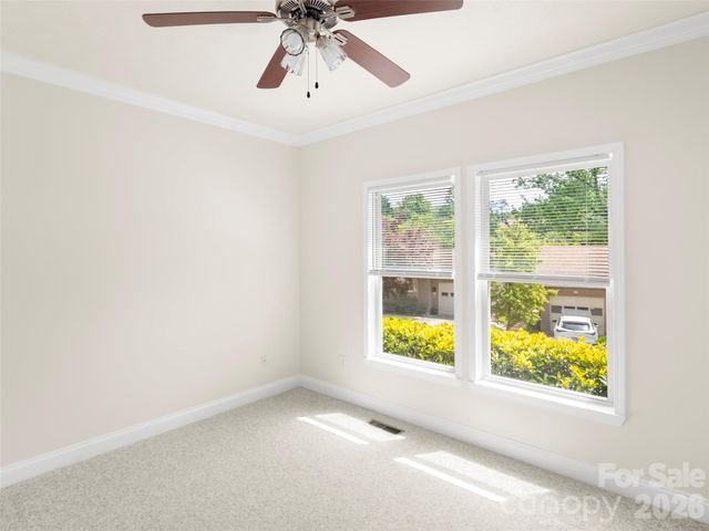 1 Hedgerose Court B, Asheville, NC 28805