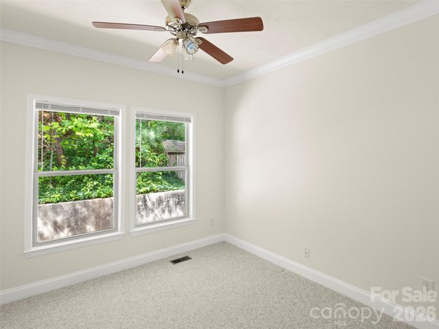1 Hedgerose Court B, Asheville, NC 28805