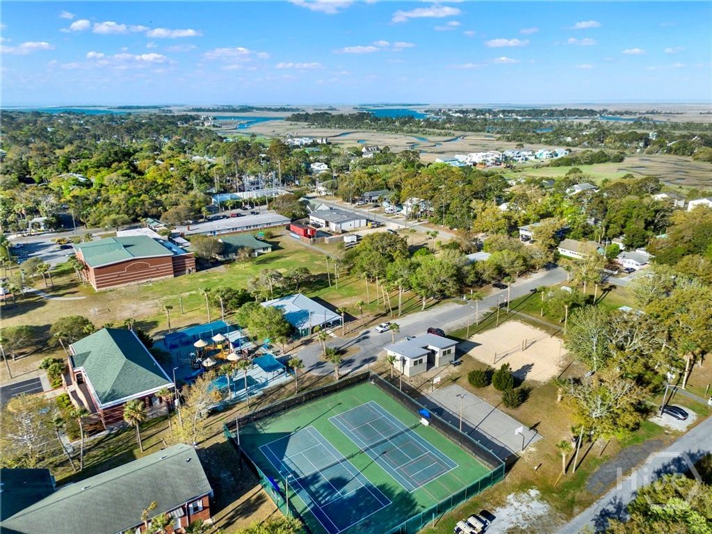 Image 11 of property listing at 502 Miller Avenue, Tybee Island, GA 31328