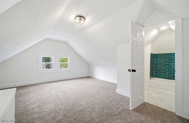9203 Columbia Avenue, Cleveland, OH 44108