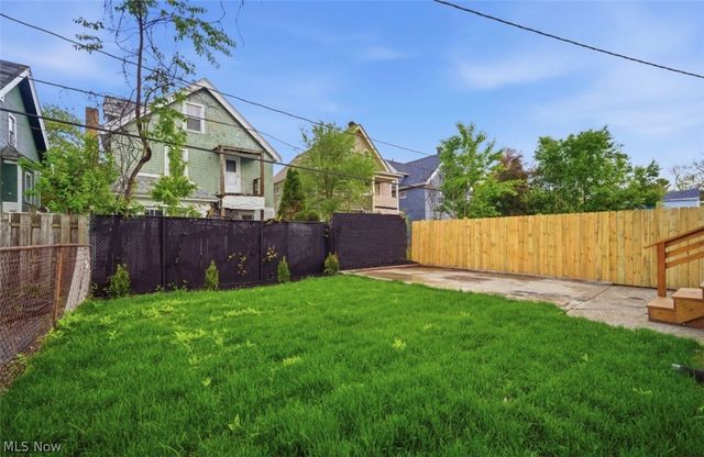 9203 Columbia Avenue, Cleveland, OH 44108