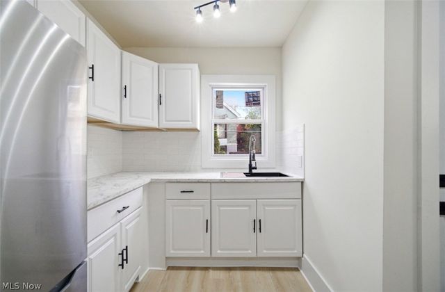 9203 Columbia Avenue, Cleveland, OH 44108