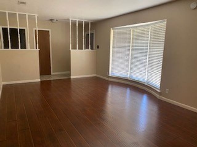 1707 Oakridge Drive, Pantego, TX 76013