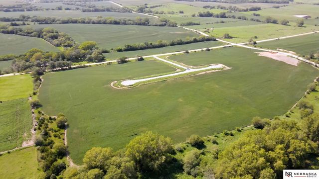 5405 W Pella Road, Hallam, NE 68368