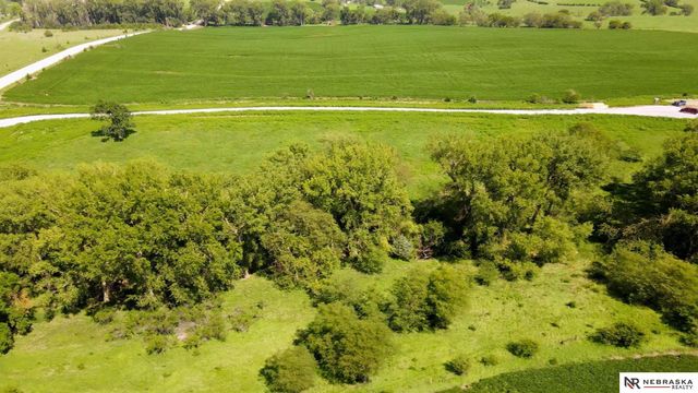 5405 W Pella Road, Hallam, NE 68368