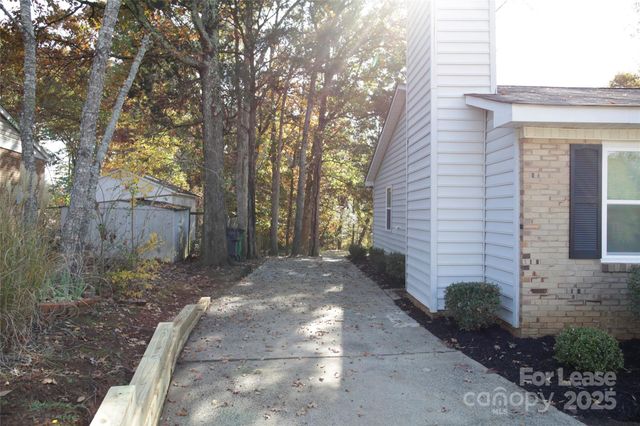 12300 Rock Canyon Drive, Charlotte, NC 28226