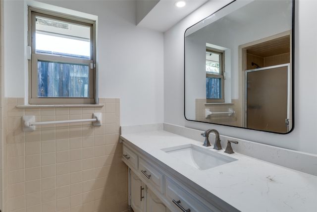 9406 Arborhill Drive, Dallas, TX 75243
