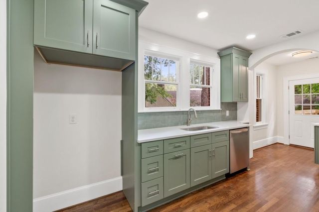 443 Burlington Rd Ne, Atlanta, GA 30307