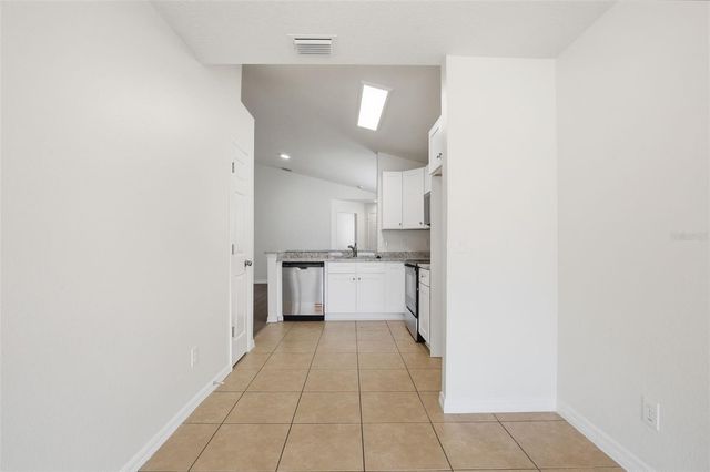 13137 CARROLLWOOD CREEK DRIVE, Tampa, FL 33624