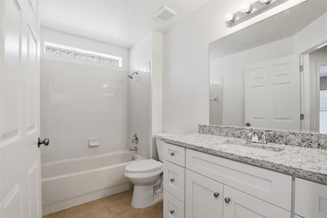13137 CARROLLWOOD CREEK DRIVE, Tampa, FL 33624