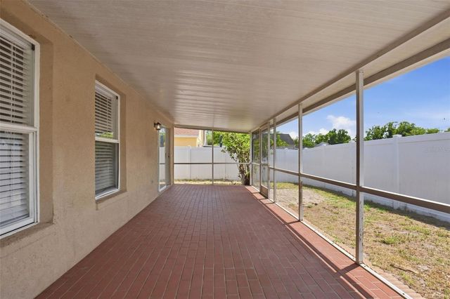 13137 CARROLLWOOD CREEK DRIVE, Tampa, FL 33624