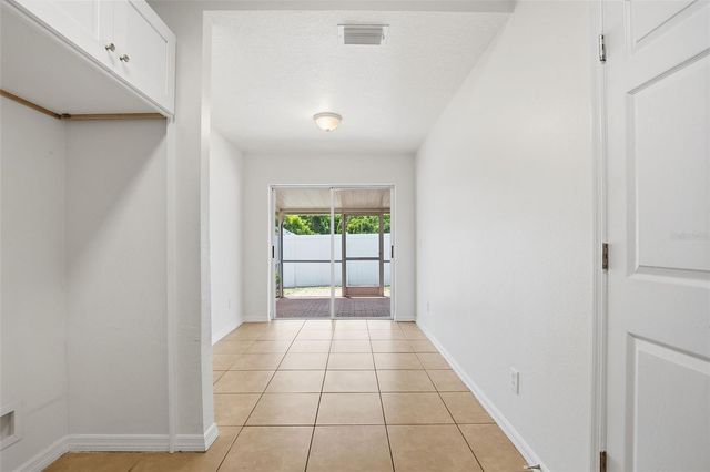 13137 CARROLLWOOD CREEK DRIVE, Tampa, FL 33624