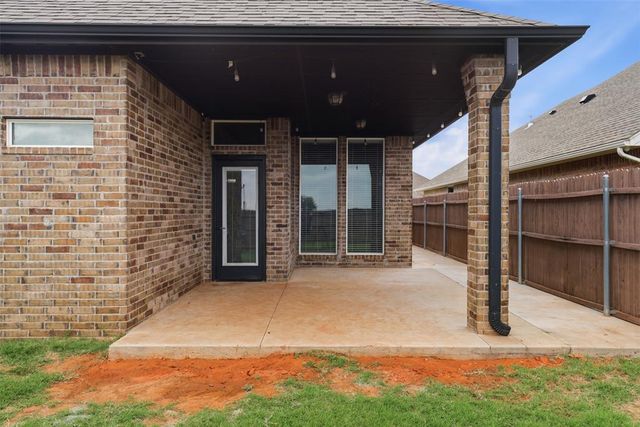 4520 McCann Avenue, Mustang, OK 73064