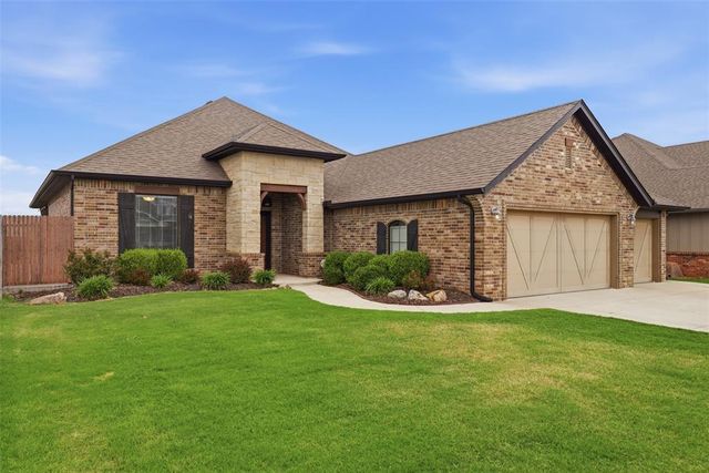 4520 McCann Avenue, Mustang, OK 73064