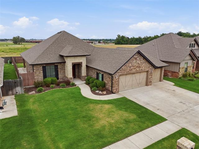 4520 McCann Avenue, Mustang, OK 73064