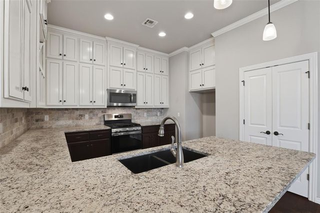 4520 McCann Avenue, Mustang, OK 73064