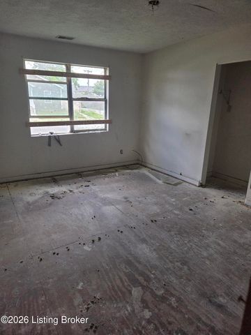 2400 Griffiths Ave, Louisville, KY 40212