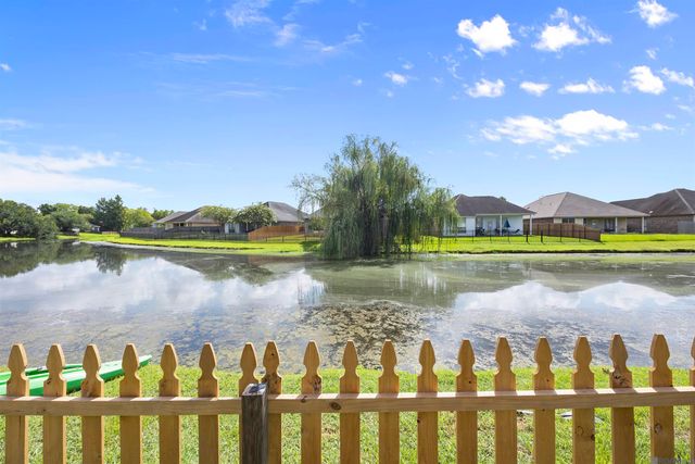 8967 Lake Mist Ave, Baton Rouge, LA 70810