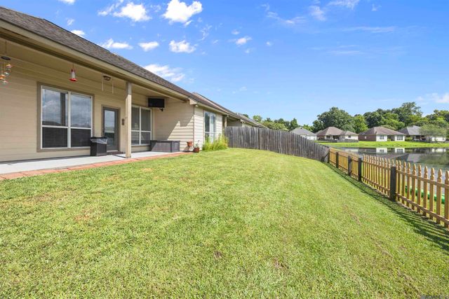 8967 Lake Mist Ave, Baton Rouge, LA 70810