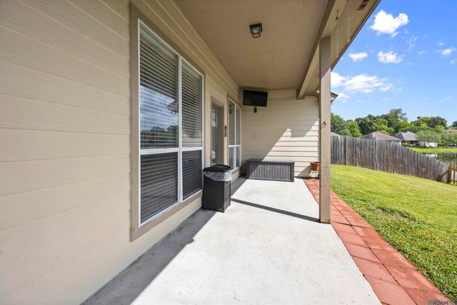 8967 Lake Mist Ave, Baton Rouge, LA 70810